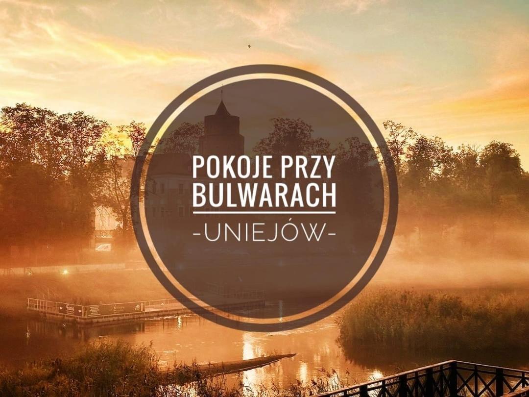 Pokoje Przy Bulwarach Uniejow Luaran gambar
